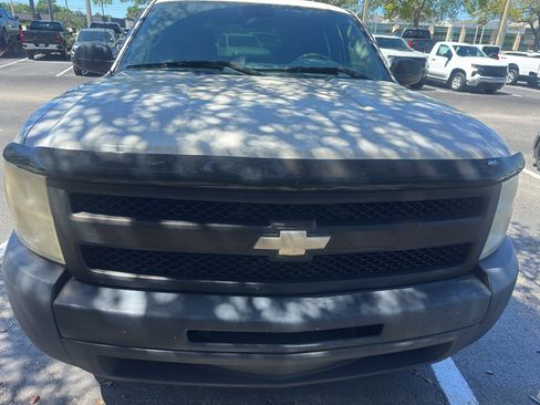Used 2011 Chevrolet Silverado 1500 W/T image 10