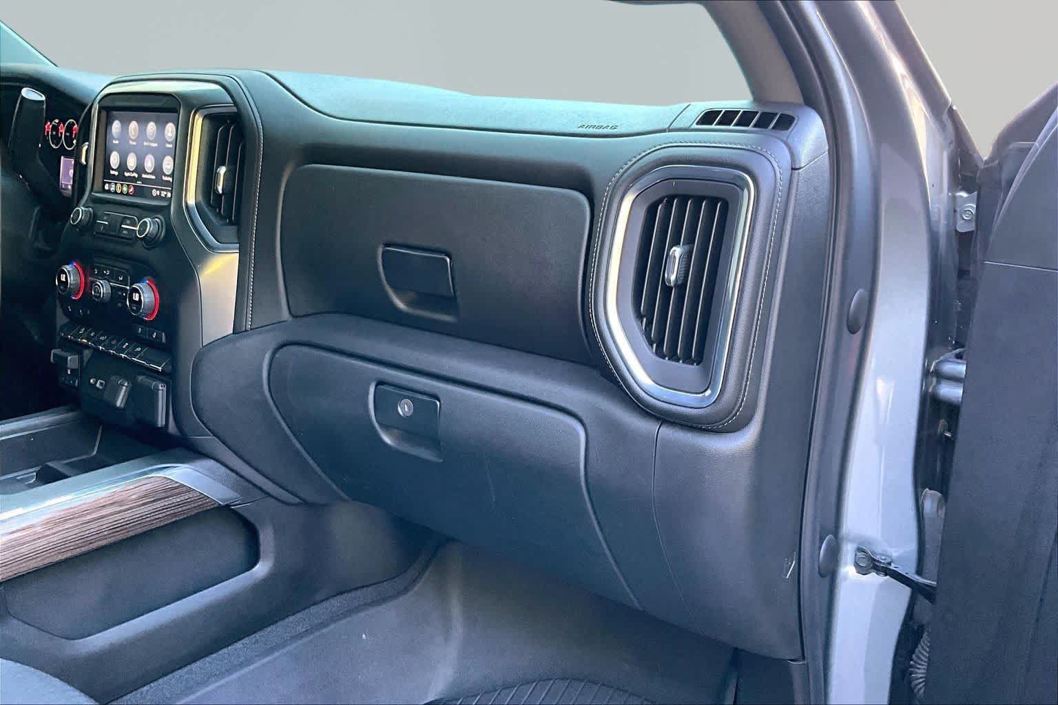 Used 2021 Chevrolet Silverado 1500 LT Trail Boss w/ Convenience Package II AWD/4WD image 19
