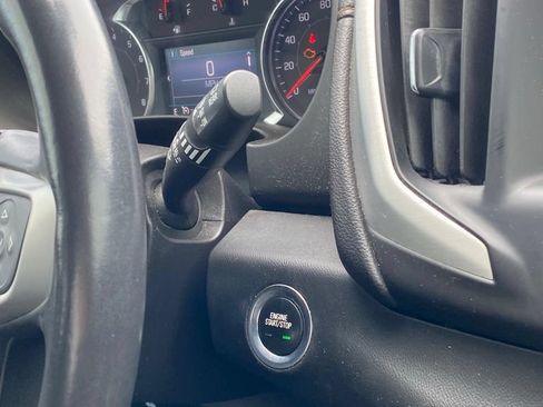 Used 2021 GMC Terrain SLE FWD image 20