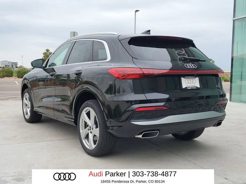 Used 2025 Audi Q5 Premium Plus w/ Premium Plus AWD/4WD image 3