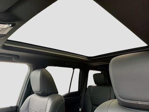 New 2026 Lexus GX 550 w/ Cold Area Package AWD/4WD image 28