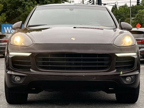 Used 2017 Porsche Cayenne Platinum Edition AWD/4WD image 8