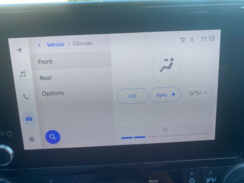 Used 2023 Toyota Highlander LE image 34