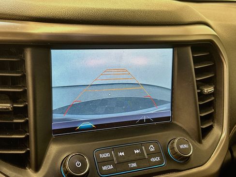 Used 2017 GMC Acadia SLT AWD/4WD image 23