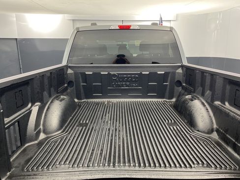 Used 2023 Ford F150 XLT image 6