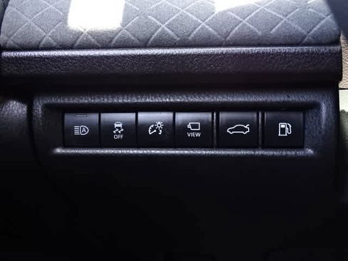 Used 2026 Toyota Camry XLE w/ Premium Plus Package AWD/4WD image 40