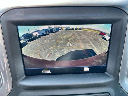 Used 2021 Chevrolet Silverado 1500 Custom Trail Boss AWD/4WD image 14