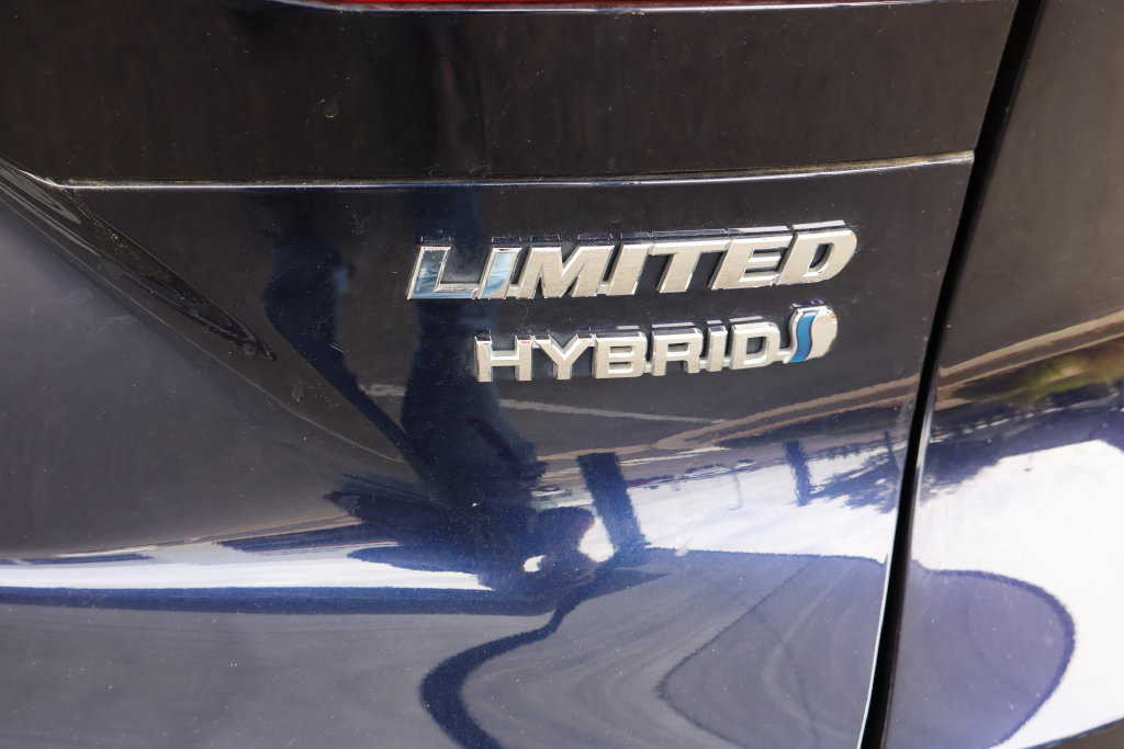 Certified 2022 Toyota Venza Limited w/ Advanced Technology Package AWD/4WD image 66