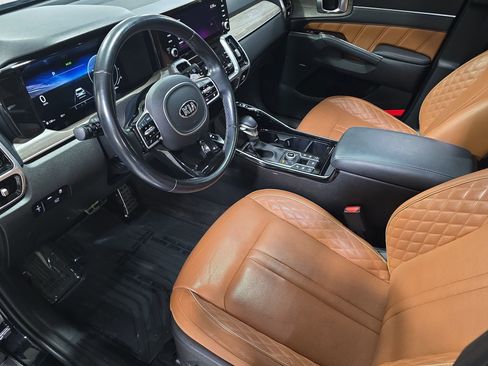 Used 2021 Kia Sorento SX Prestige image 16