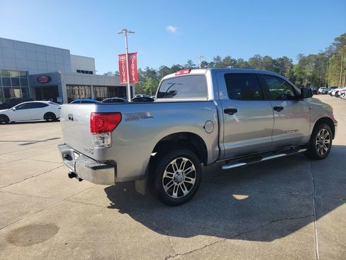 Used 2012 Toyota Tundra SR5 w/ SR5 Pkg image 7