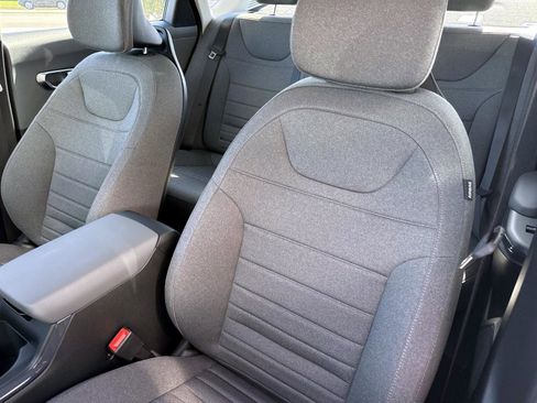 New 2025 Kia K4 EX image 18