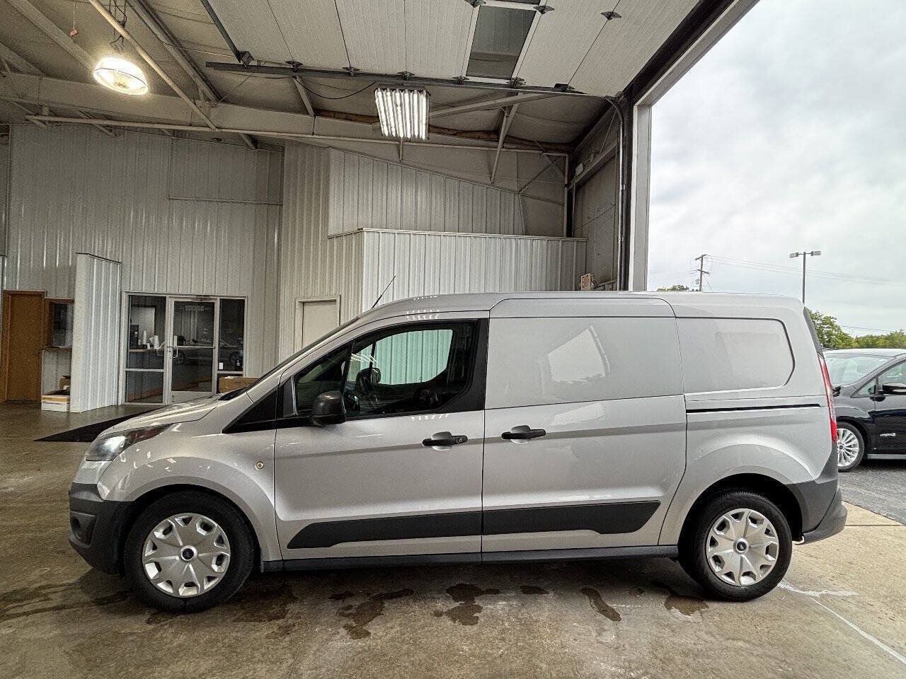 Used 2016 Ford Transit Connect XL FWD image 1