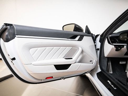Certified 2024 Porsche 911 Turbo S AWD/4WD image 23