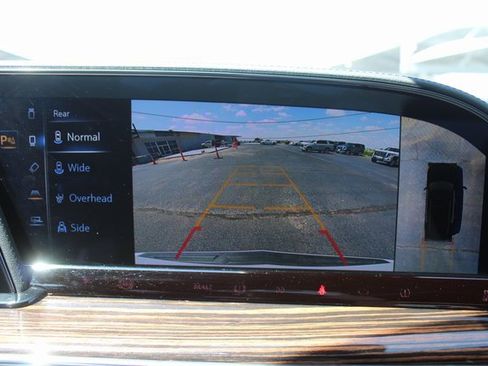 Used 2024 Cadillac Escalade Premium Luxury image 35