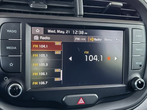 Used 2023 Kia Soul LX w/ Option Group 015 image 18