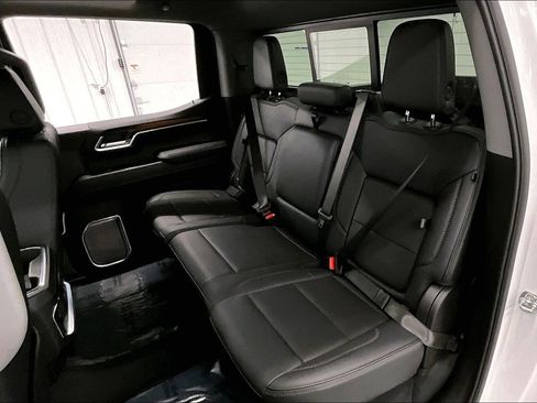 Used 2025 GMC Sierra 1500 Denali AWD/4WD image 25