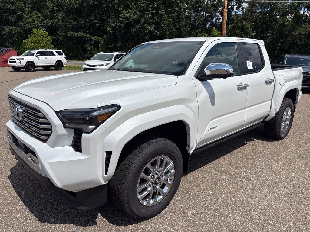 Used 2026 Toyota Tacoma Limited AWD/4WD image 2