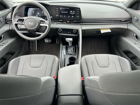 New 2026 Hyundai Elantra Sport image 14