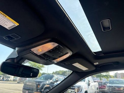 Used 2022 Jeep Grand Cherokee Laredo X AWD/4WD image 18