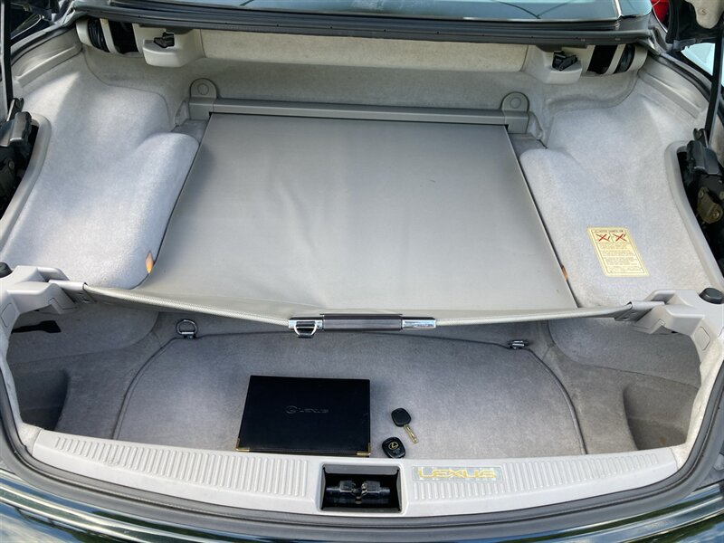 Used 2002 Lexus SC 430 Convertible RWD image 33