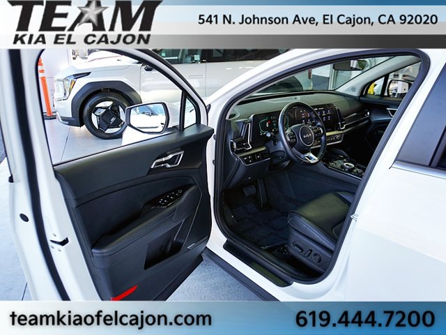 Certified 2025 Kia Sportage EX AWD/4WD image 39