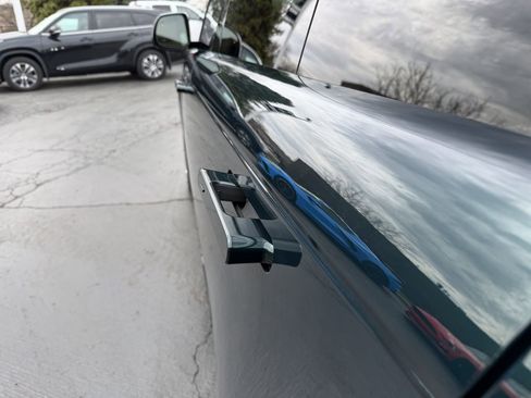 Used 2023 Land Rover Range Rover Long Wheelbase SE image 43