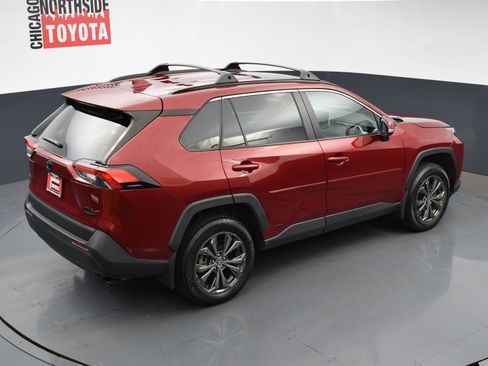Used 2023 Toyota RAV4 XLE Premium image 23