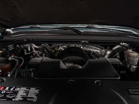 Used 2018 GMC Yukon SLE image 29