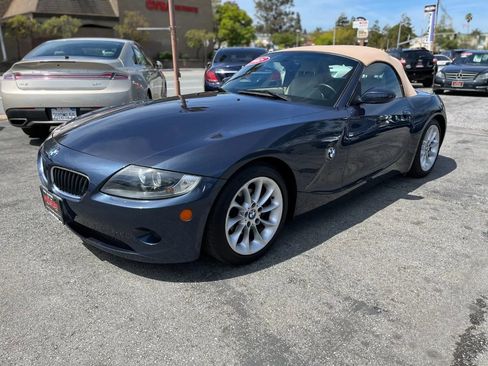 Used 2005 BMW Z4 2.5i image 5
