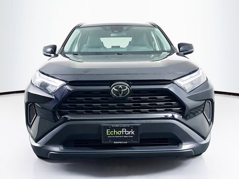 Used 2024 Toyota RAV4 XLE AWD/4WD image 2