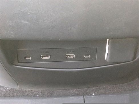 New 2025 Cadillac Escalade ESV Sport w/ Touring Package image 15