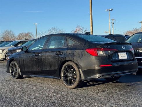 Used 2022 Honda Civic Sport image 5