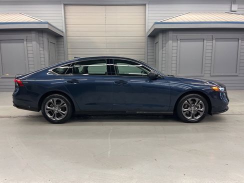 Used 2024 Honda Accord EX-L image 8