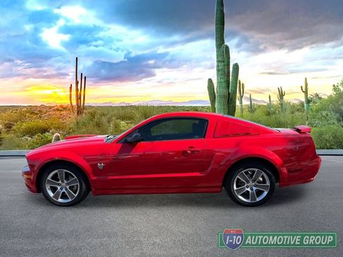Used 2009 Ford Mustang GT RWD image 6