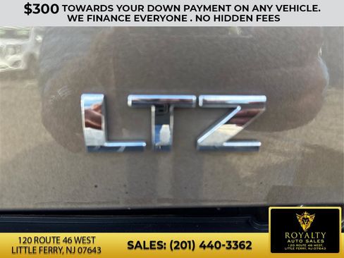 Used 2015 Chevrolet Silverado 2500 LTZ w/ LTZ Plus Package image 33
