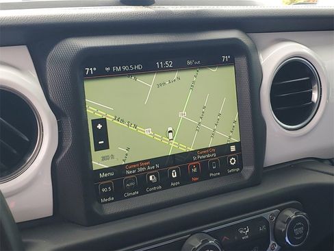 Used 2022 Jeep Gladiator Overland w/ Popular Equipment Package image 21