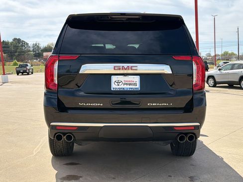 Used 2023 GMC Yukon XL Denali image 10