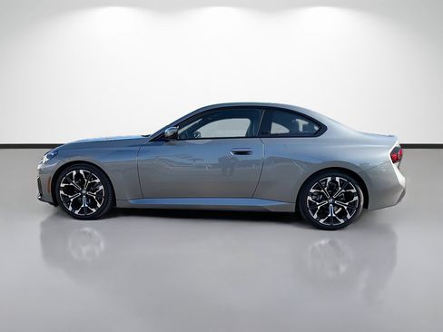 Used 2025 BMW 230i Coupe w/ Parking Assistance Package RWD image 6
