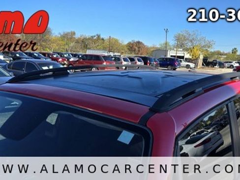Used 2015 Jeep Renegade Latitude FWD image 9