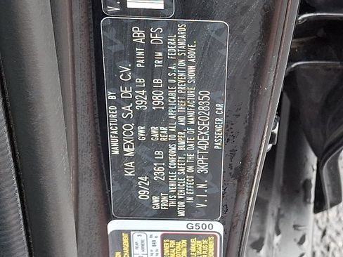 Used 2025 Kia K4 FWD image 27
