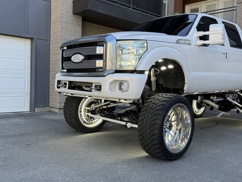 Used 2013 Ford F250 Platinum AWD/4WD image 7