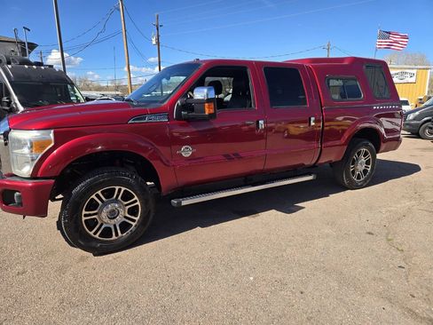 Used 2016 Ford F250 Platinum w/ FX4 Off-Road Package AWD/4WD image 5