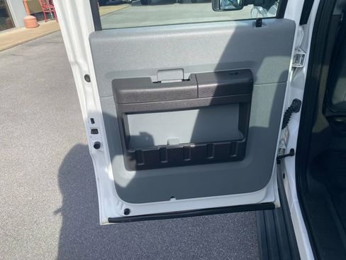 Used 2016 Ford F250 XL w/ Power Equipment Group image 24