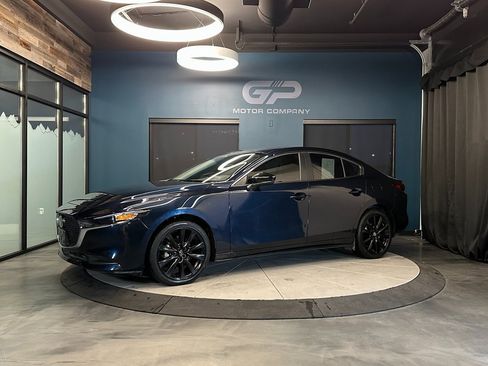 Used 2024 MAZDA MAZDA3 s image 7