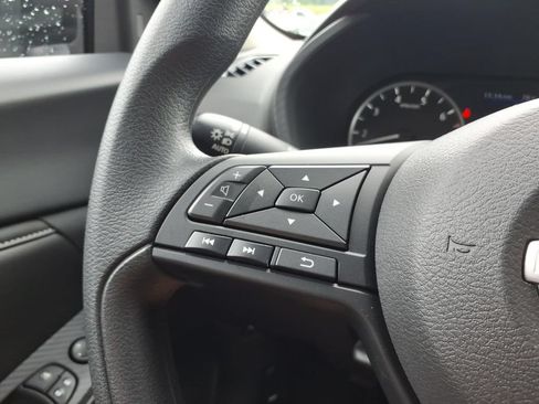 Used 2025 Nissan Sentra S FWD image 20