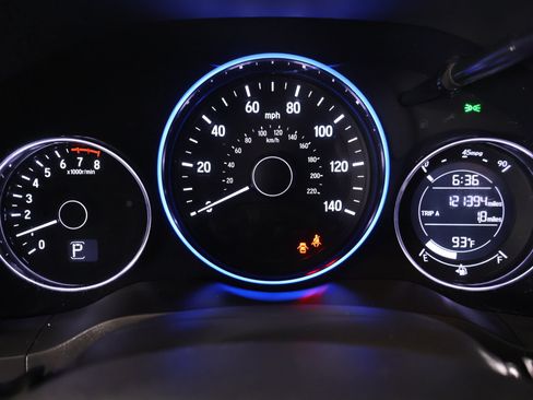 Used 2016 Honda HR-V EX image 4
