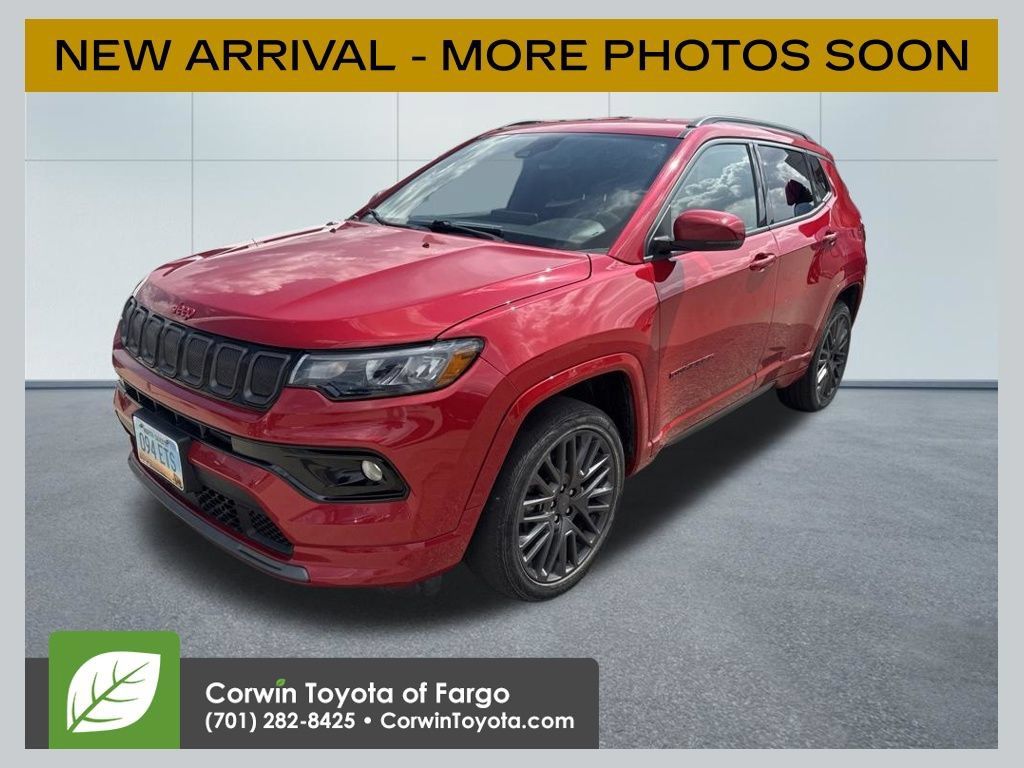 Used 2022 Jeep Compass Limited AWD/4WD image 1