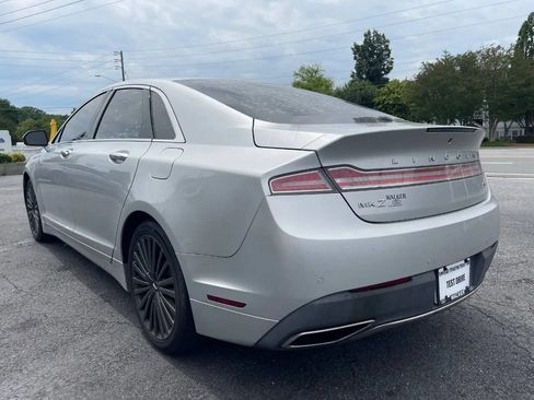 Used 2017 Lincoln MKZ Reserve FWD image 9
