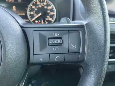 Used 2023 Nissan Rogue S image 20