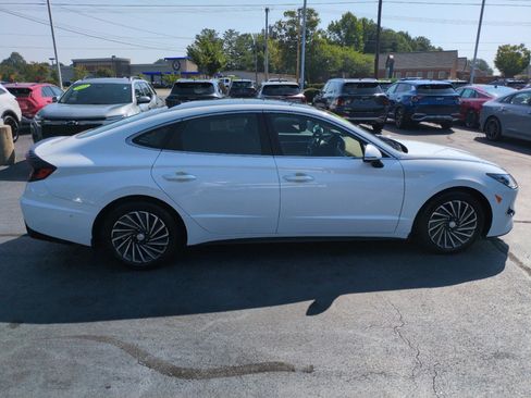 Used 2023 Hyundai Sonata Limited FWD image 8
